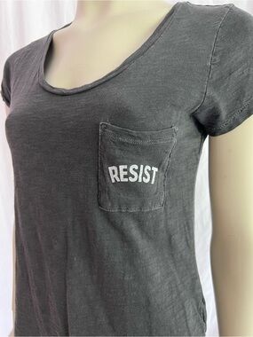 NWOT! Subtle message “Resist” on soft, distressed hi lo tee size small.